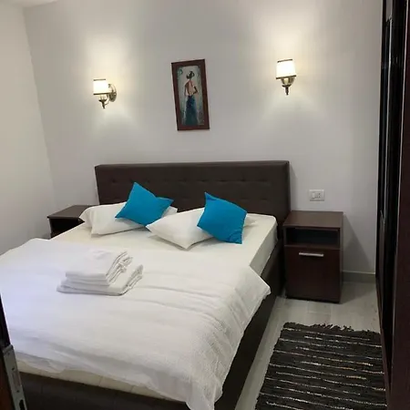 F&c Apartment *
